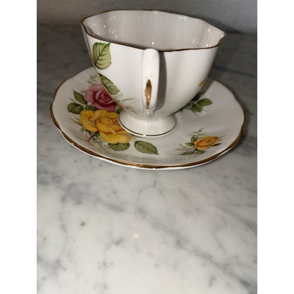 Queen Anne Roses Footed Cup & Saucer Set England - Picture 9 of 10